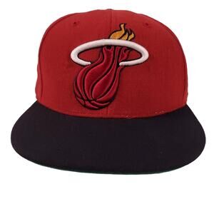 Miami Heat NBA Mitchell Ness Hat Cap Fitted 7 5/8 Red